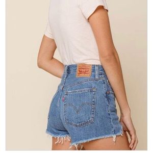Levi’s high rise shorts
